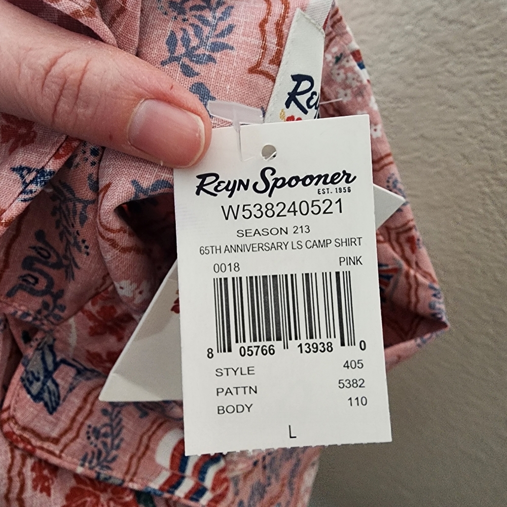 Reyn Spooner Pink and Gray Short Sleeve Button Down Shirt - Picture 7 of 10